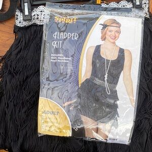 Spirit Black Flapper Costume Kit with bonus items